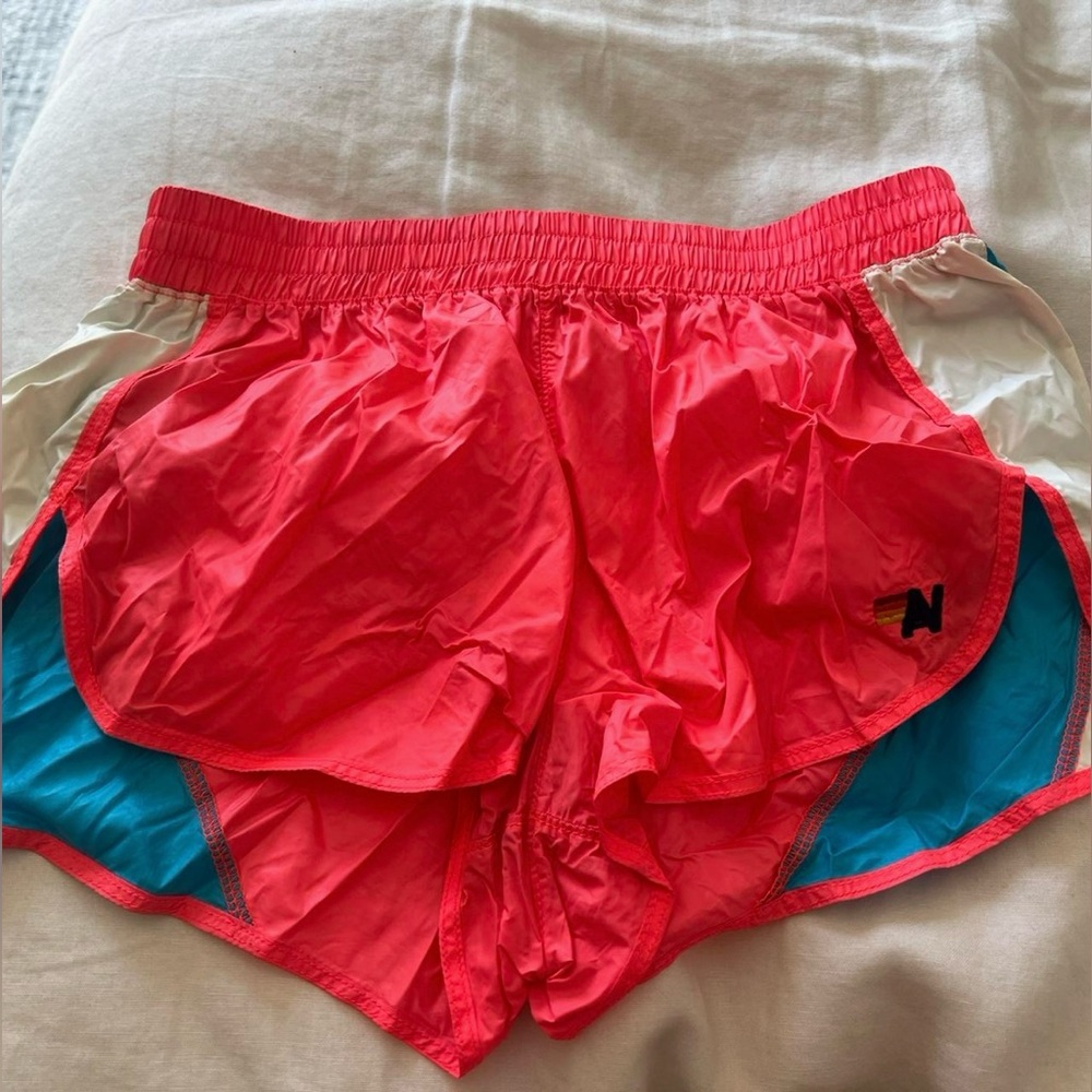 Women’s ultra light jogger shorts